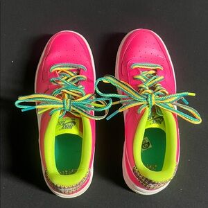 Nike Air Force 1 size 6.5 Y  CW5761-600